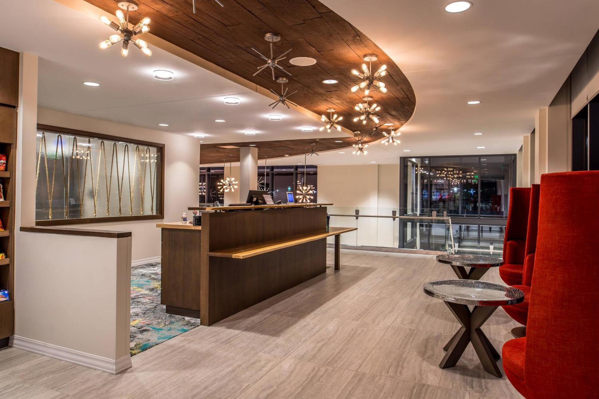 Residence Inn By Marriott Pittsburgh Oakland/University Place Экстерьер фото